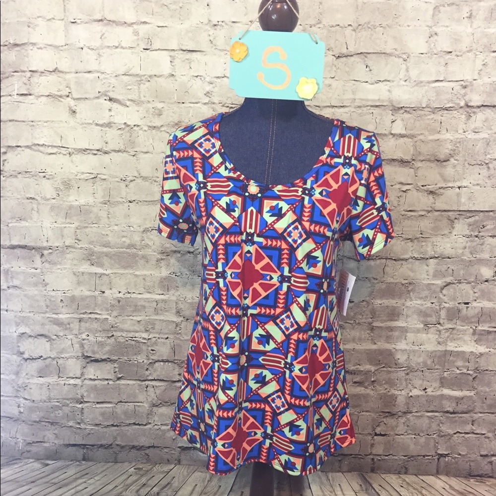 NWT LuLaRoe Classic T Small Geometric Shirt